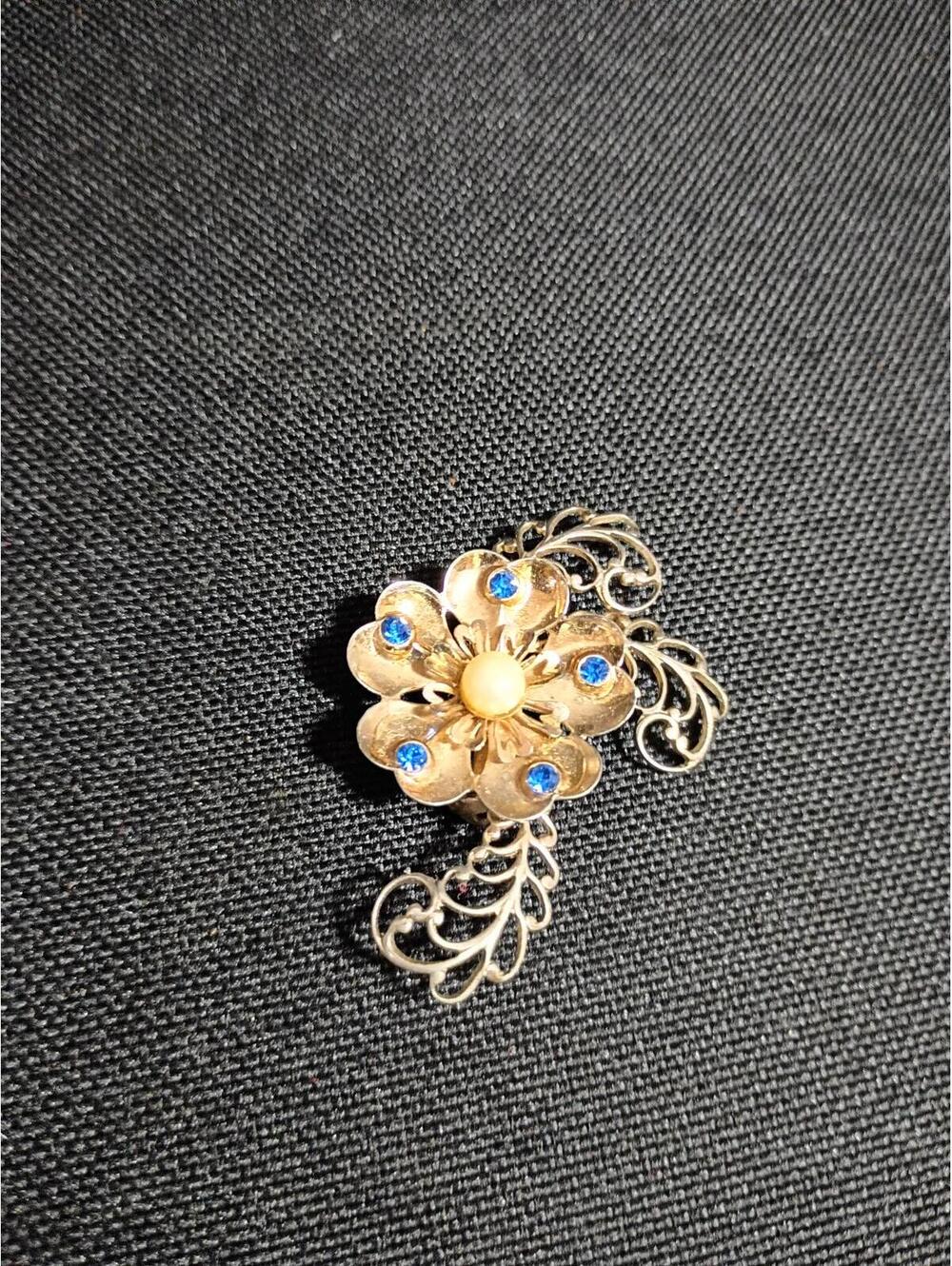 Vintage Gold Tone Floral Brooch with Blue Rhinestones